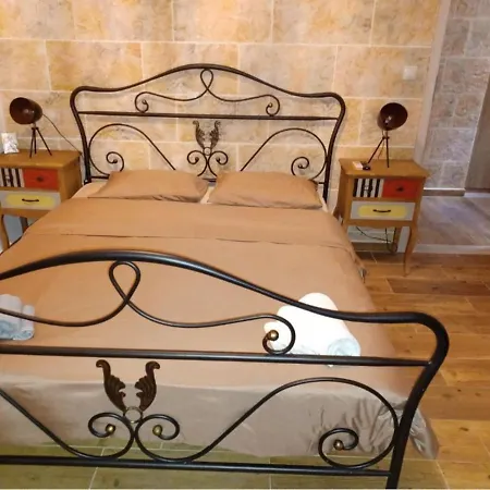 Perimenis Seaside House Yerolimin