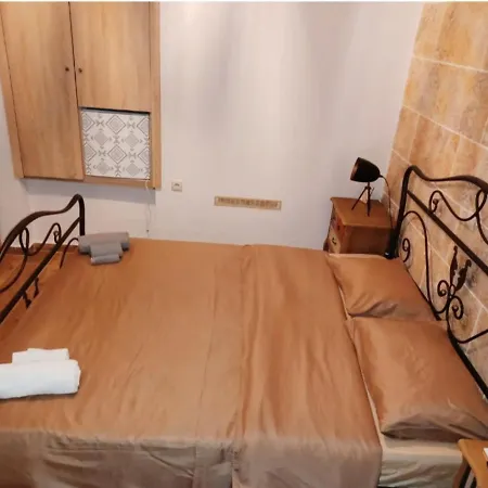 Perimenis Seaside House Дом отдыха Еролимин