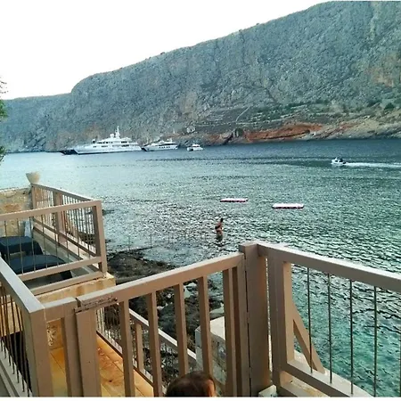 Perimenis Seaside House Hébergement de vacances