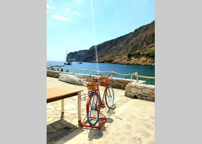 Perimenis Seaside House * Γερολιμένας